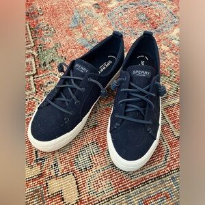 Sperry Women’s, Crest Vibe Triple Sneaker in Navy, Canvas Deck Shoes for Sailing